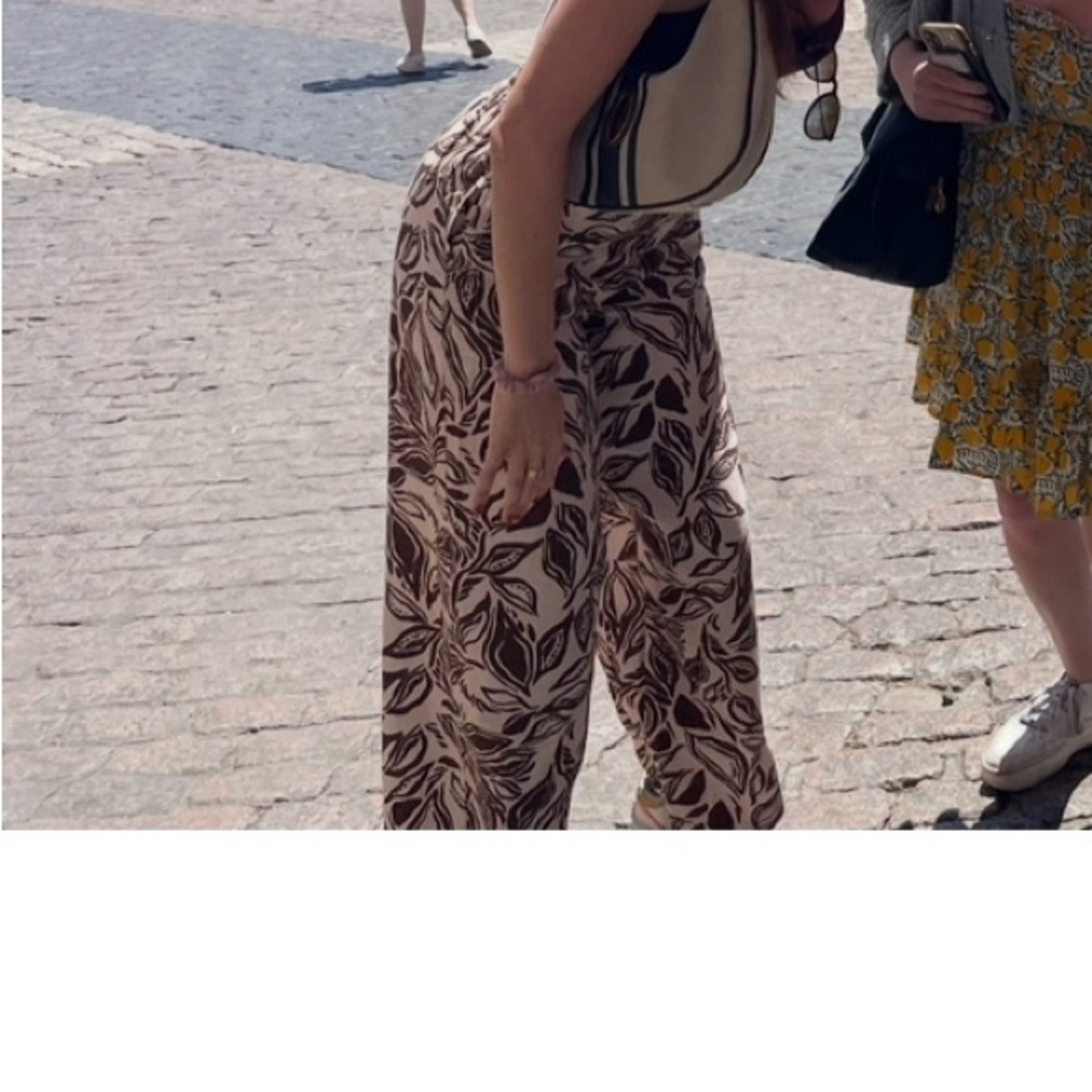 Leaf Print Women's Pants